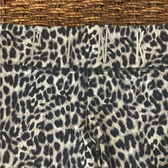 PINK Victoria's Secret Leopard Print Leggings - Black and White - Picture 2 of 2